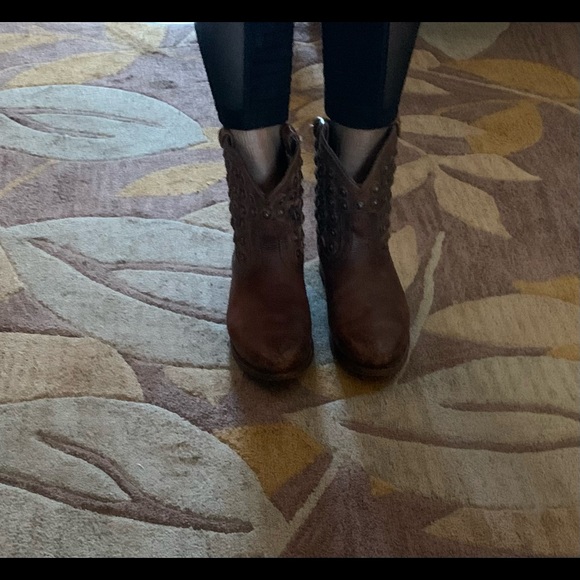 Frye short boots size 6.5B - Picture 8 of 12
